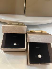 Genuine WHITE PEARLS x2pcs (Freshwater Cultured)