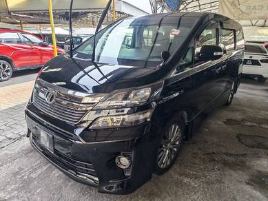 Toyota Vellfire Z GOLDEN EYES in Jalan Ipoh, KUL