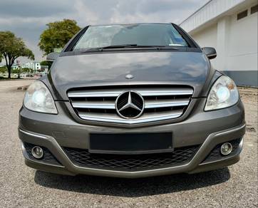 Mercedes Benz B180 180 (CBU) in Masai, JHR