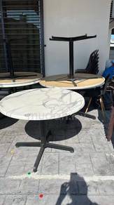ISOTOP Commercial Kitchen Table