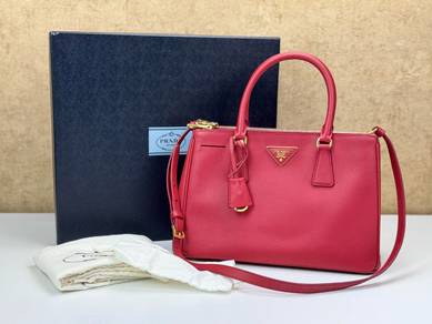 Prada BN1801 Saffiano Lux Medium Double Zip