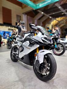 CFMOTO 750SR-S