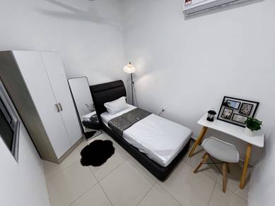 Room in Juru, PNG
