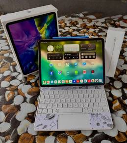 iPad Pro 2nd Gen 256GB Apple Pencil Keyboard