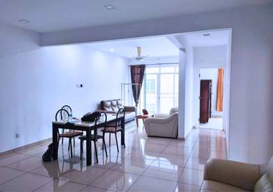 Condominium For Rent in Arena Residence @ The Arena