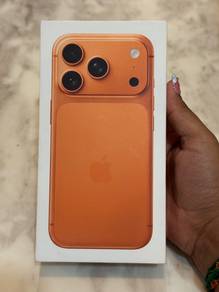 iPhone 17 pro 256GB cosmic orange