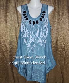Elegant Embellished Sleeveless Top / Tunic