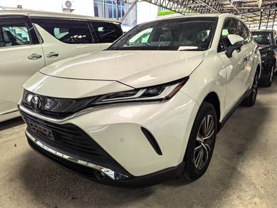 Toyota Harrier Z in Ampang Hilir, KUL