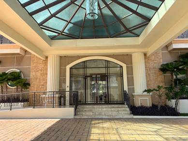 Condominium For Sale in The Palazzo