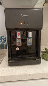Hot & Cold Dispenser .Midea. .C4az