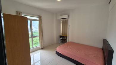 Condominium For Rent in Warisan City View