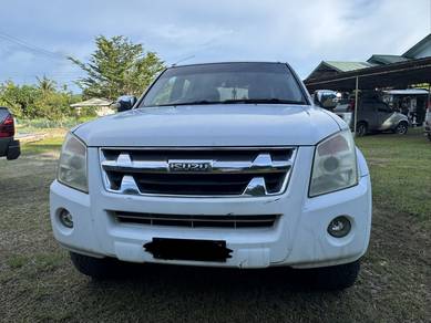 Isuzu D-Max LS Ddi iTEQ 4x4 TYPE + in Kota Kinabalu, SBH