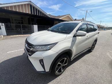 Perodua Aruz AV in Kepala Batas, PNG