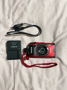 Olympus Tough TG-5 Waterproof Camera
