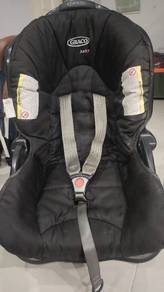 Carseat newborn to 12 months