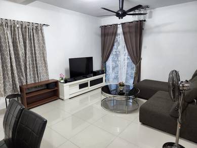 Condominium For Sale in Alam Puri
