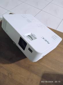 NEC  NP-V332X projector, HDMI, Power: 100-240V~, 5