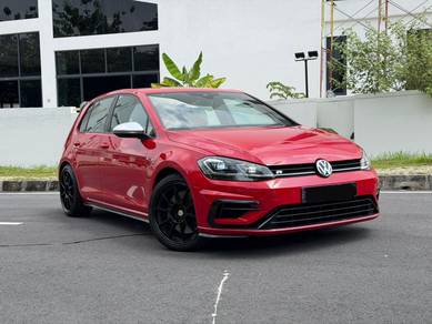 Volkswagen Golf TSI R in Bandar Puteri Puchong, SGR