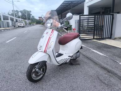 Vespa Primavera 150
