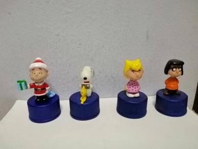 Set 1 Peanuts Comic Characters Figurines