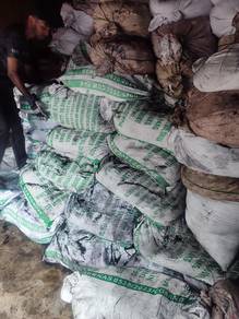 Sekam padi bakar untuk tanaman untuk baja