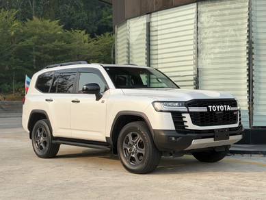 Toyota Land Cruiser GR SPORT in Kota Kinabalu, SBH