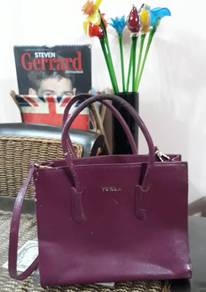 FURLA Handbag - 27 x 21 x 13cm