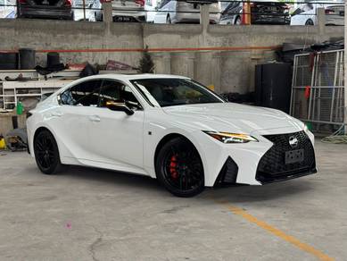 Lexus IS 300 F SPORT MODE BLACK in Johor Bahru, JHR