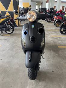 Vespa LX 150