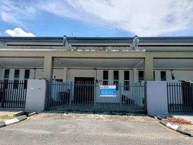 1.5-storey Terraced House For Rent in Kuching,SWK