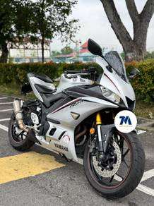 Yamaha R25