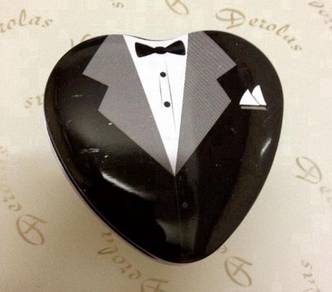 Tuxedo Heart-Shaped Tin (New)