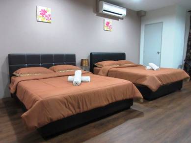 Condominium For Rent in i-City