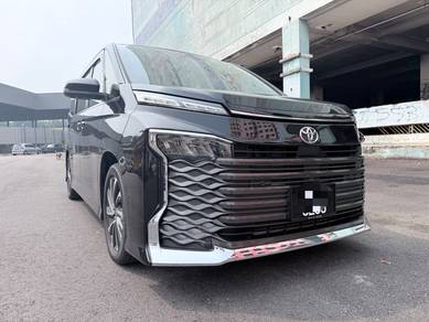 Toyota Voxy S-Z in Skudai, JHR