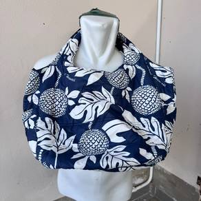 Hala Lani Hawaiian Pattern Tote Bag