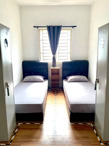 Room in Bayan Lepas, PNG