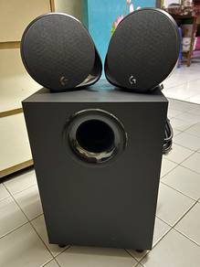 Logitech G560