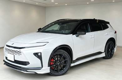 Toyota Crown SPORT RS in I-City, SGR