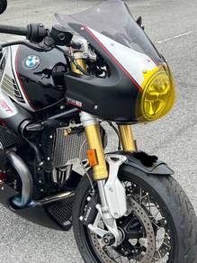 BMW R NINE T