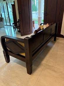 Solid and Beautiful Day Bed from Teakia