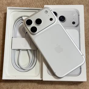 iPhone 17 Pro 256 Under Wrrnty