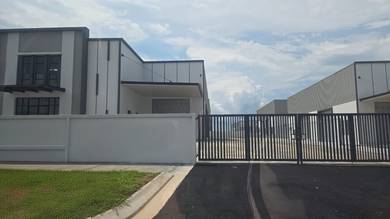 Warehouse / Factory For Rent in Setia Indah,JHR
