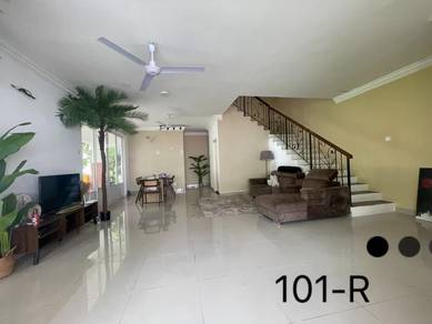3-storey Terraced House For Sale in Setia Alam,SGR