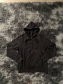 Gap sweater black