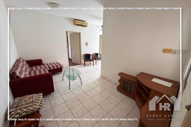 Apartment For Rent in Melinsung Summer Bay Resort Apartment