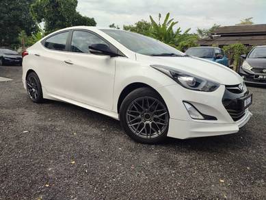 Hyundai Elantra PREMIUM in Telok Panglima Garang, SGR