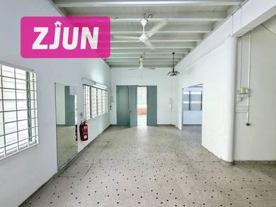 Semi-Detached House For Rent in Pulau Tikus,PNG