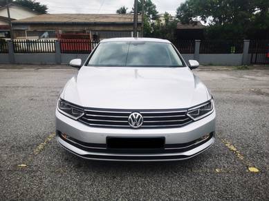2019 Volkswagen Passat TSI COMFORTLINE (CKD)