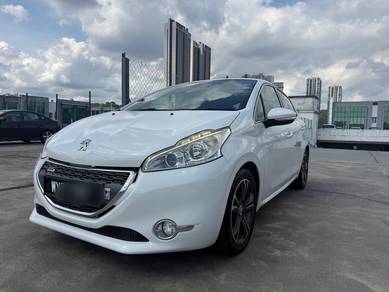 2013 Peugeot 208 VTi ALLURE