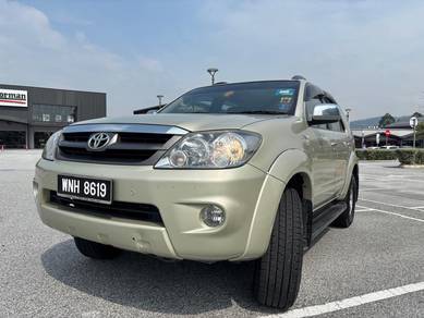 Toyota Fortuner V in Kepong, KUL